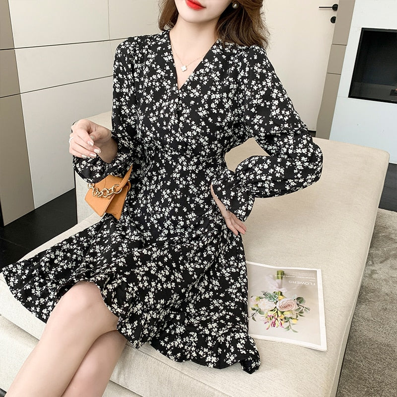 Dresses for Women  Black Long Sleeve Chiffon Slim Floral  Dress Lady Waist Slim for Female  White Puff Sleeve V-Neck